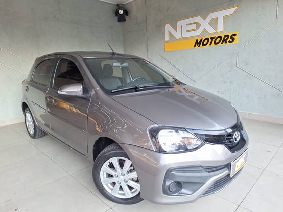 TOYOTA ETIOS 1.5 X PLUS 16V FLEX 4P AUTOMÁTICO